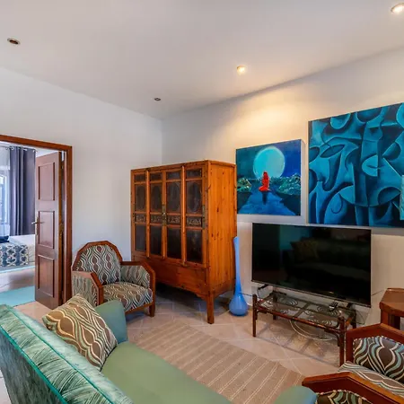 Holiday home Rocha By Interhome